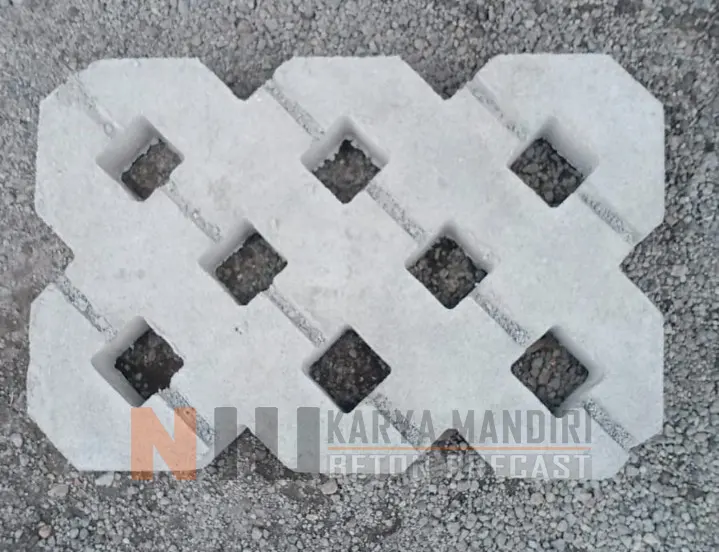 Grass block Beton Garis miring