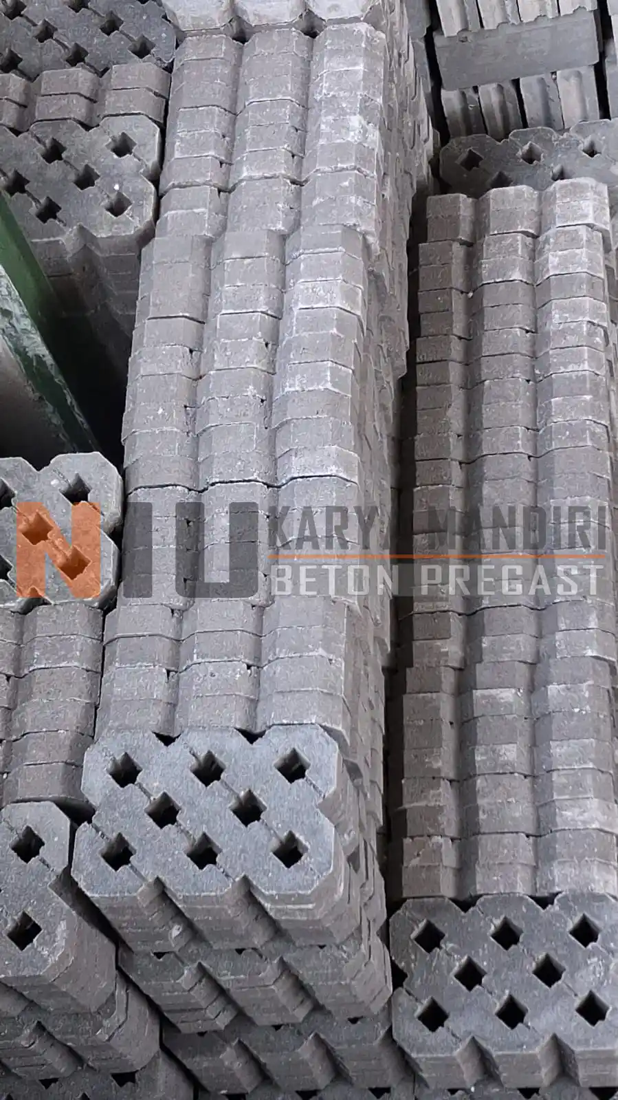 Stok Grass Block