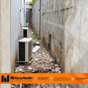 Lorong Servis Penuh Reruntuhan BPSDMP Kominfo Jabar