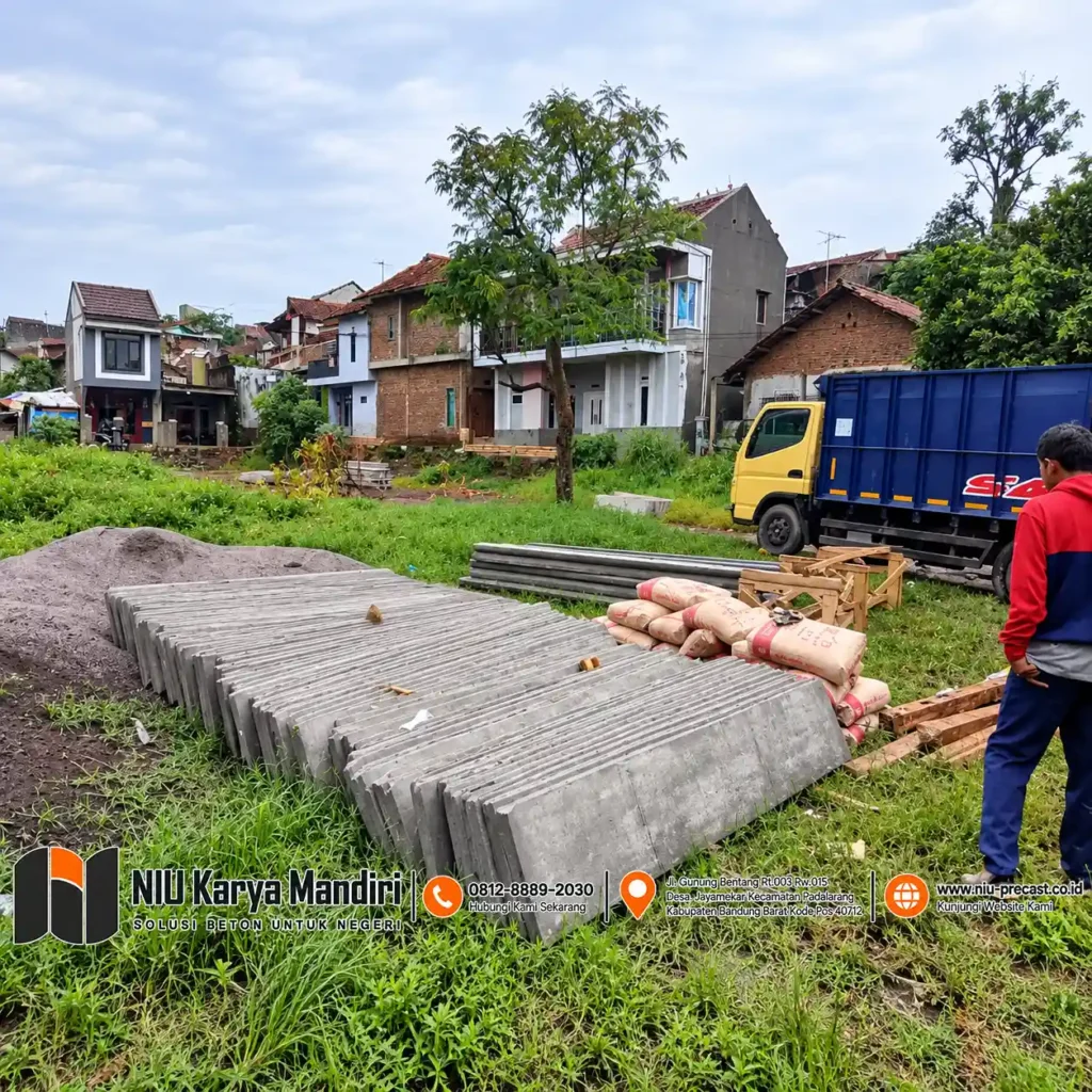 Pengadaan Pagar Panel Beton - Cimareme Material Bangunan dan Truk di Permukiman