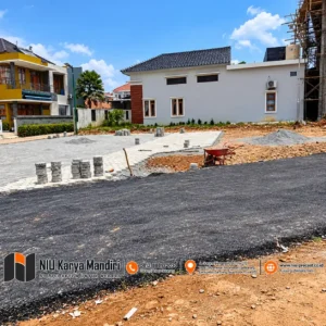 Pemasangan paving block segi enam Pemasangan Paving Block di Lingkungan Pesantren