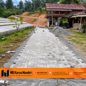 Hasil pemasangan paving block di kawasan perkebunan Pangalengan Jawa Barat